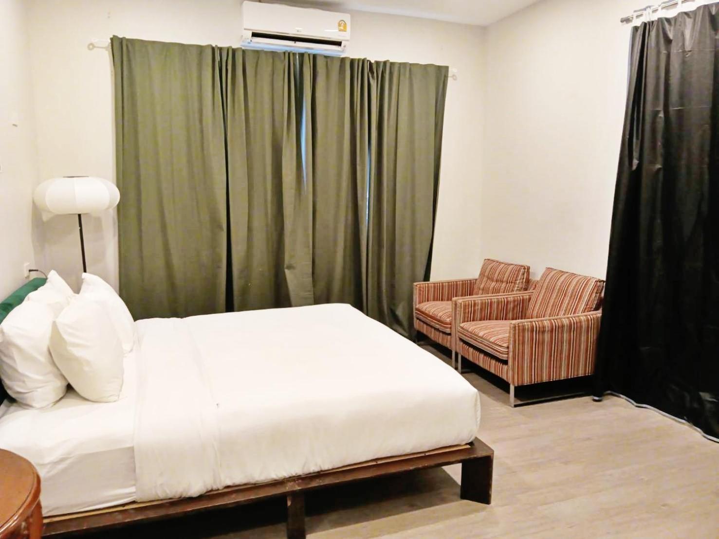 Hidden Dragon V Yaowarat Road Apartment Банкок Екстериор снимка
